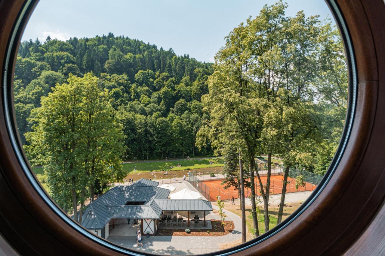 Szczawnica Park Resort & Spa Exteriör bild View from the observation tower